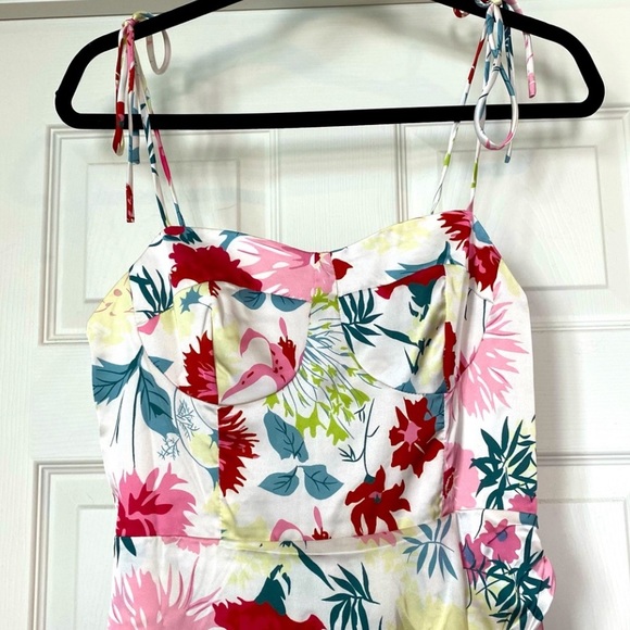 Rihoas Floral Midi Dress with slit - small NWT - Picture 5 of 6